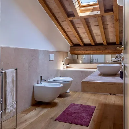 Penthouse In Palazzo San Donnini *