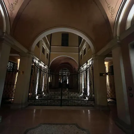 Penthouse In Palazzo San Donnini Appartement