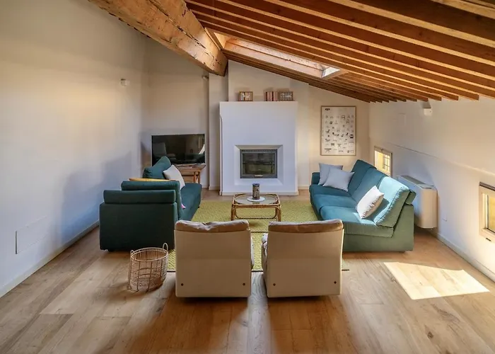 Penthouse In Palazzo San Donnini Апартаменты *