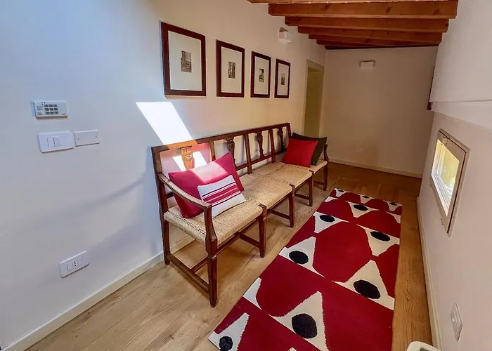 Penthouse In Palazzo San Donnini Apartament *