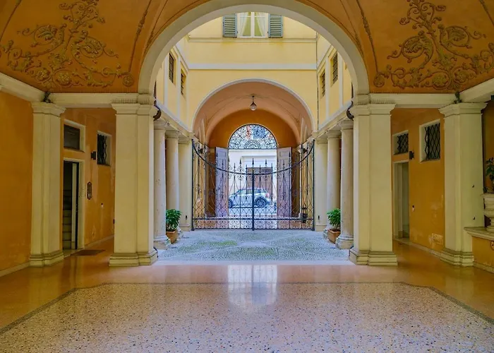 Penthouse In Palazzo San Donnini Apartament